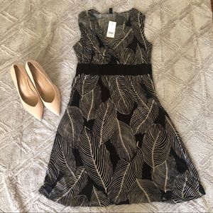 NWT Banana Republic Dress! Small petite